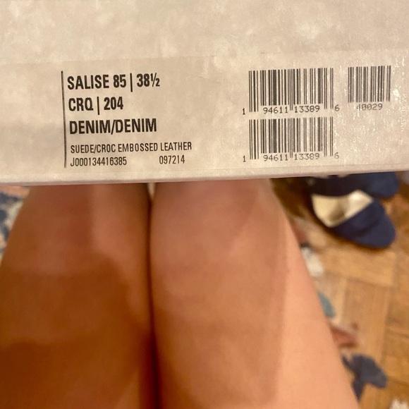 Jimmy Choo suede croc embossed slingback pumps - Picture 8 of 9